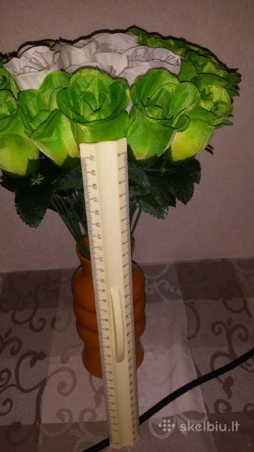 Dirbtinu roziu puokste. Nesiunciu! 27 rozes - nuotraukos Nr. 12