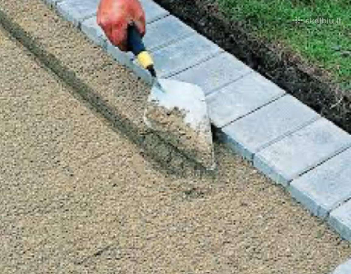 Ieškomas pagalbinis darbuotojas be patirties.