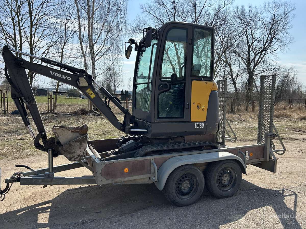 Mini ekskavatoriaus Volvo 1.8t paslaugos