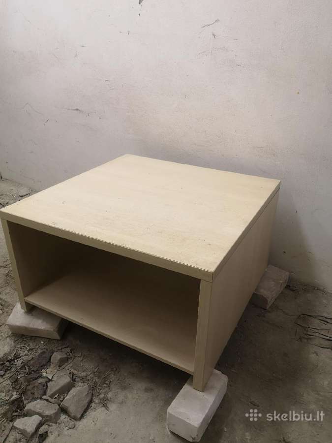Stalas tvirtas, masyvus 90*90*50