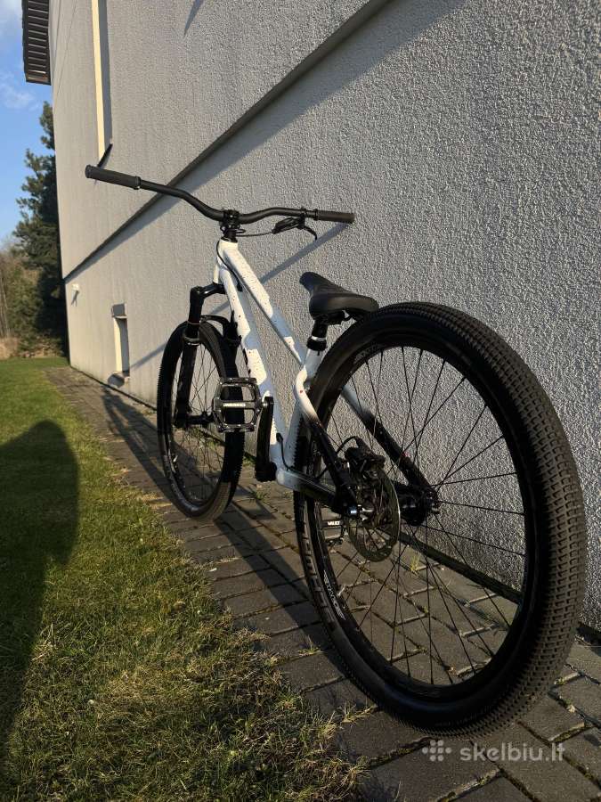 Naujai surinktas custom build dirt jump, MTB BMX - nuotraukos Nr. 3