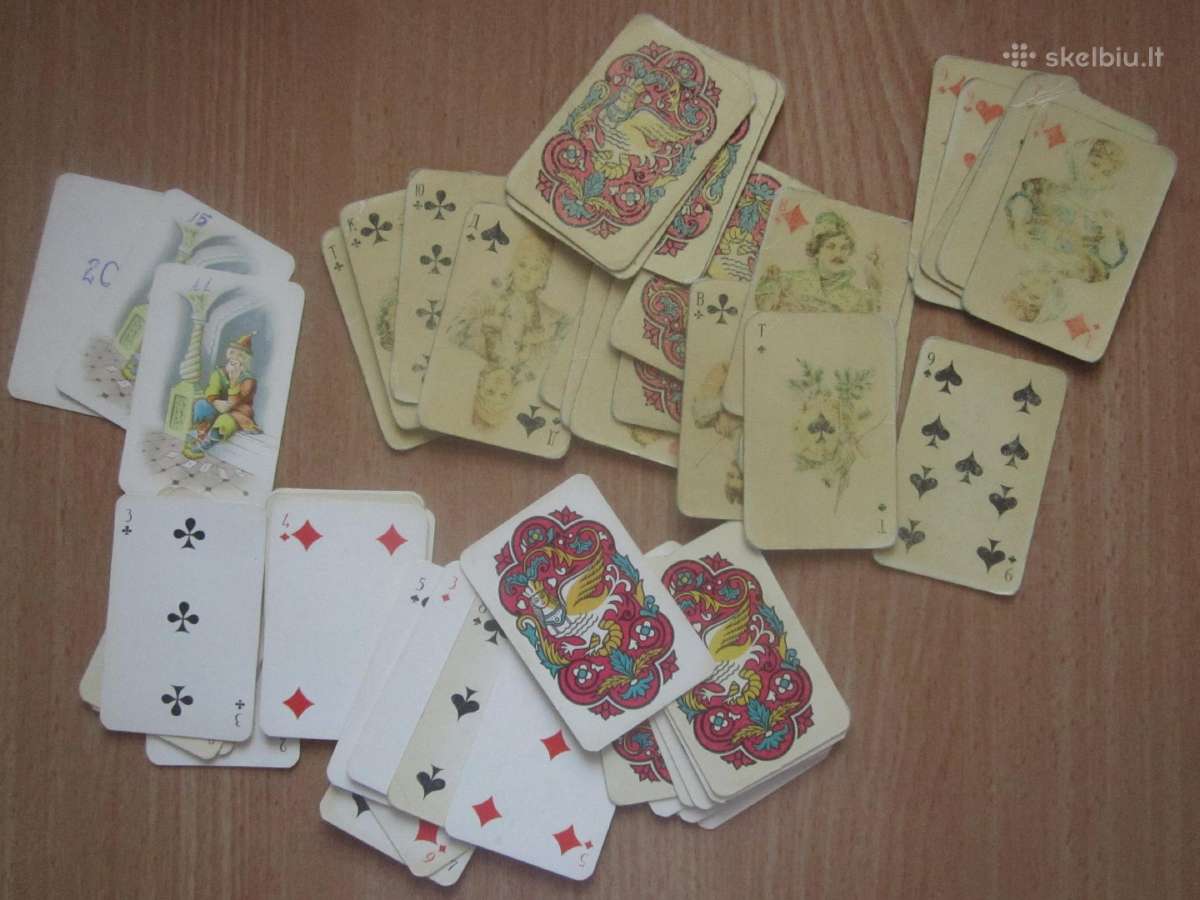 Šaškės,kortos,domino,akiniai,šalmai,kamuolys - nuotraukos Nr. 9