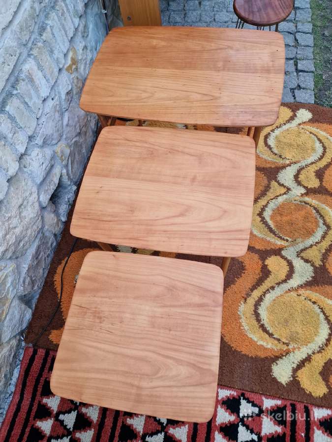 Vintažiniai mid century tikmedžio staliukai - nuotraukos Nr. 2
