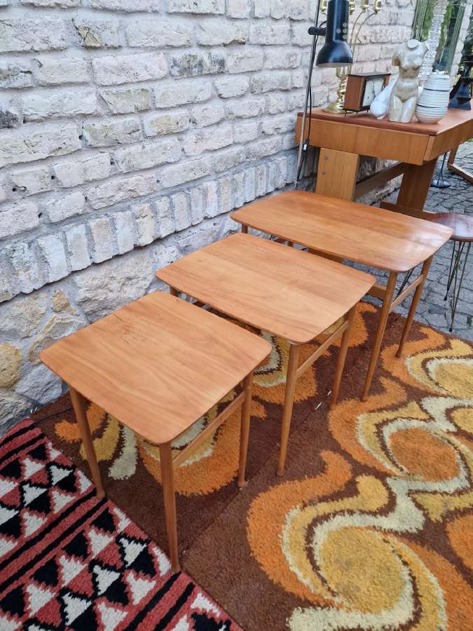 Vintažiniai mid century tikmedžio staliukai - nuotraukos Nr. 6