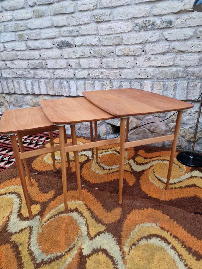 Vintažiniai mid century tikmedžio staliukai - nuotraukos Nr. 8