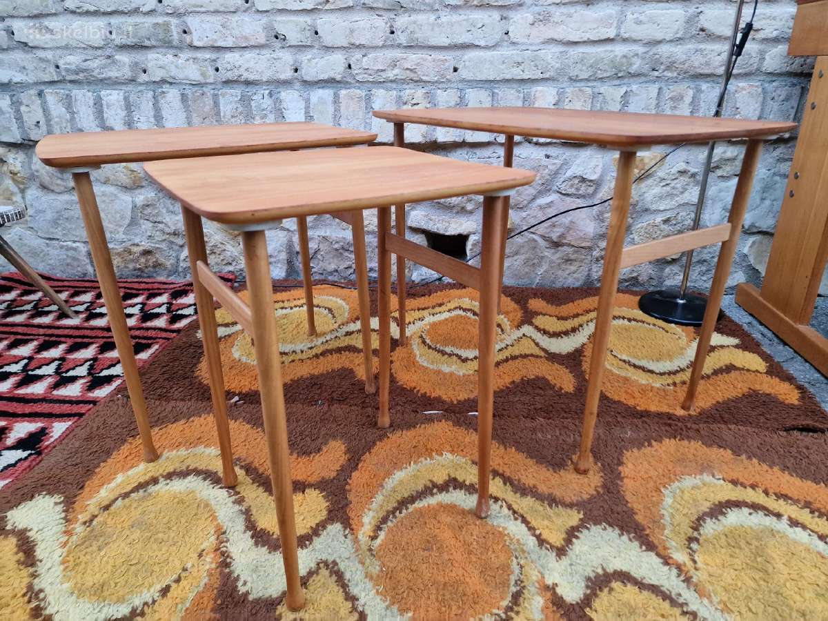Vintažiniai mid century tikmedžio staliukai - nuotraukos Nr. 18