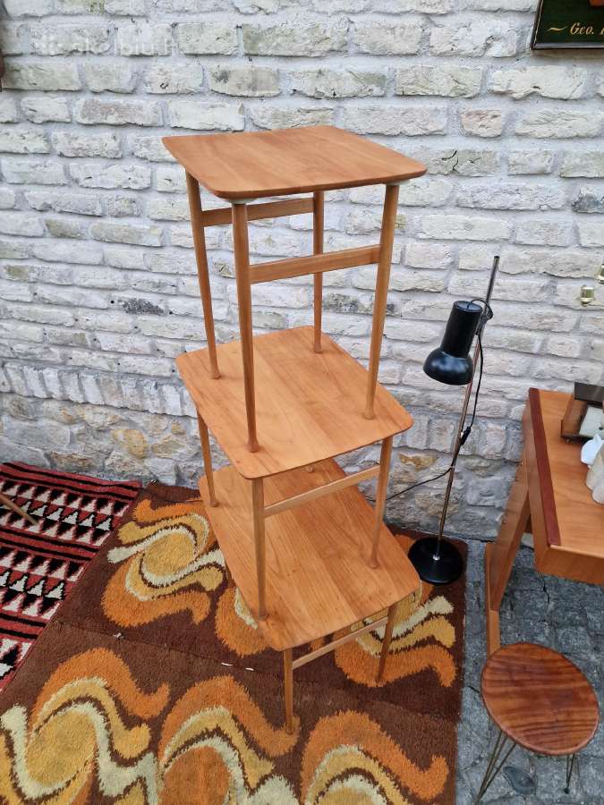 Vintažiniai mid century tikmedžio staliukai - nuotraukos Nr. 27