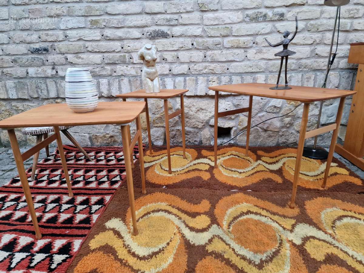 Vintažiniai mid century tikmedžio staliukai - nuotraukos Nr. 30