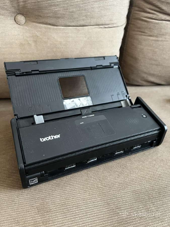 Brother Ads-1100w belaidis skeneris su WiFi - nuotraukos Nr. 2