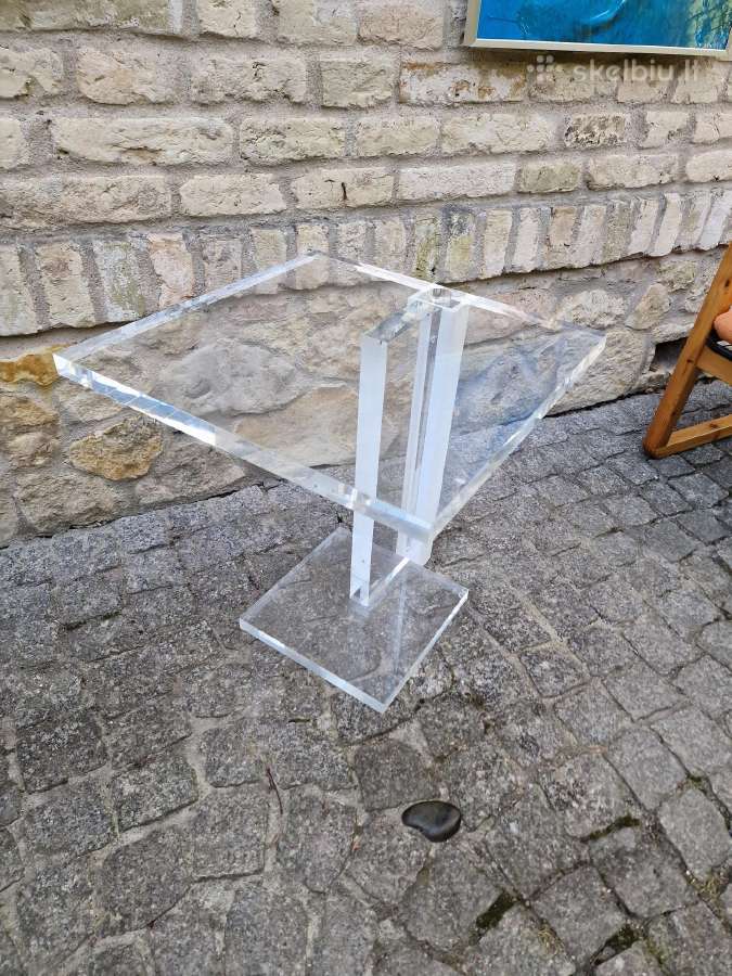 Vintažinis mid century poliakrilo audio stovas