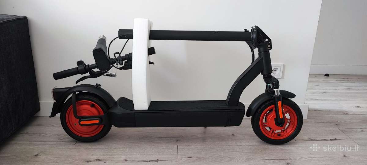 Naujas elektrinis paspirtukas Qmwheel H11