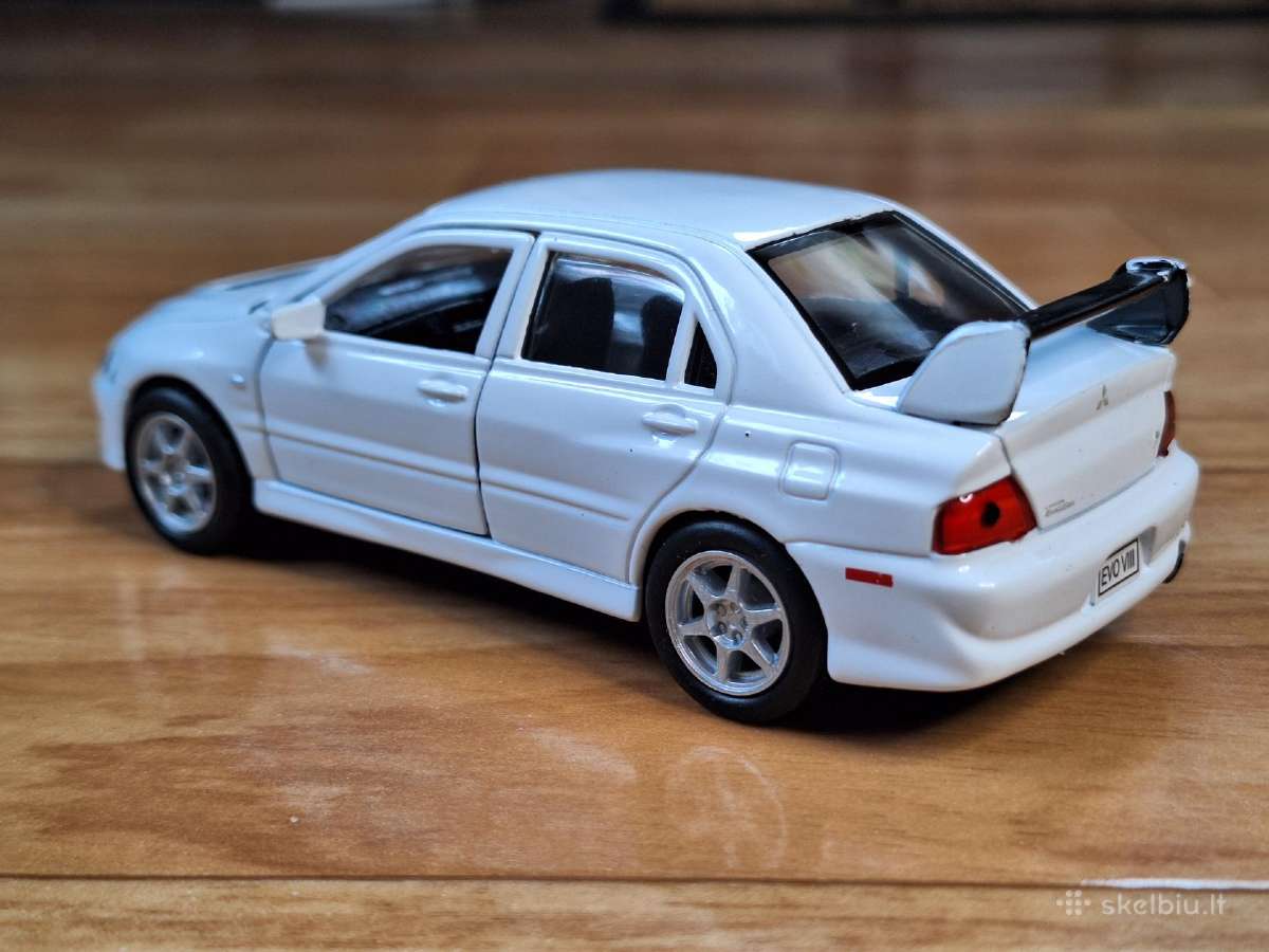 1:32 Mitsubishi Lancer Evolution VIII - nuotraukos Nr. 2