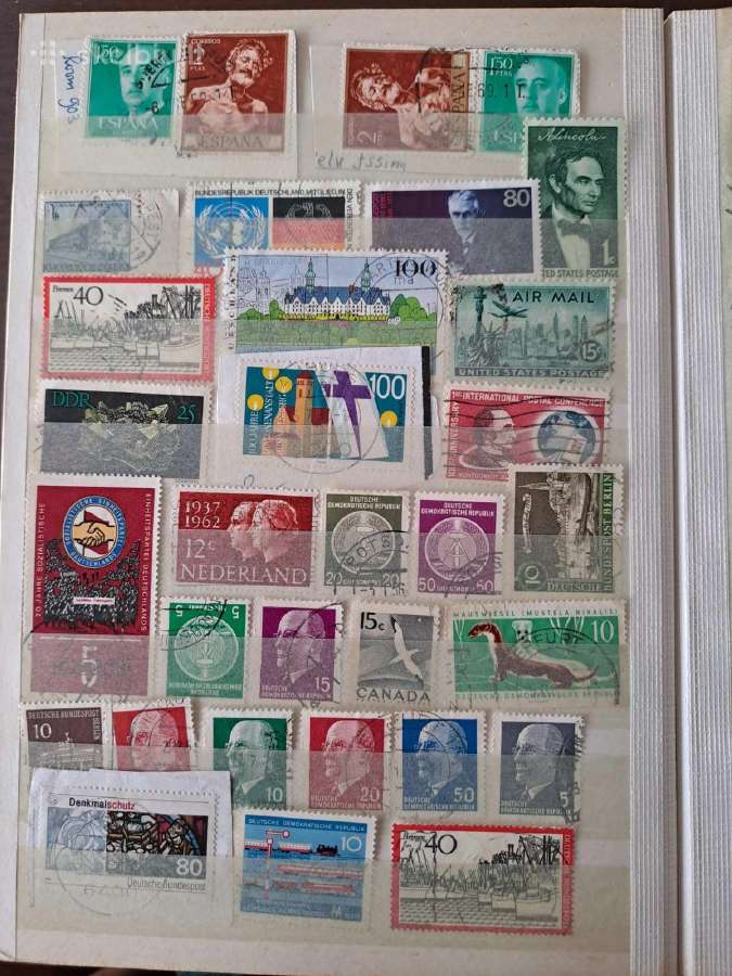 Albumai su pašto ženklaiskaina 12eur.