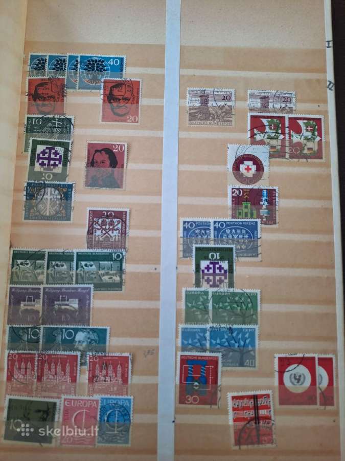 Albumai su pašto ženklaiskaina 12eur. - nuotraukos Nr. 2