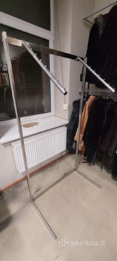Siuvyklos,prekybinė iranga - nuotraukos Nr. 14