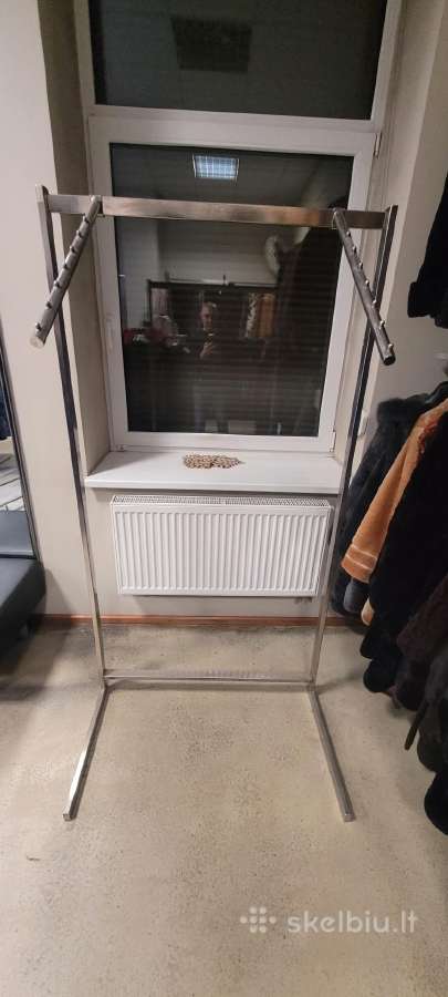 Siuvyklos,prekybinė iranga - nuotraukos Nr. 13