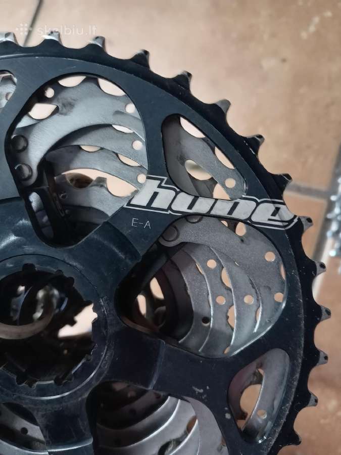 Shimano deore XT kasete ir galinis begiu permeteja - nuotraukos Nr. 2