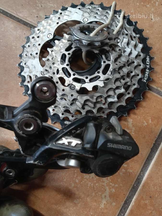 Shimano deore XT kasete ir galinis begiu permeteja - nuotraukos Nr. 4