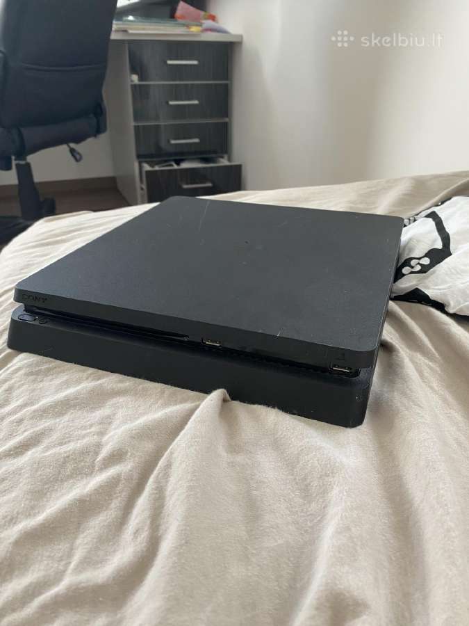 Ps4 slim 1tb+ keli zaidimai