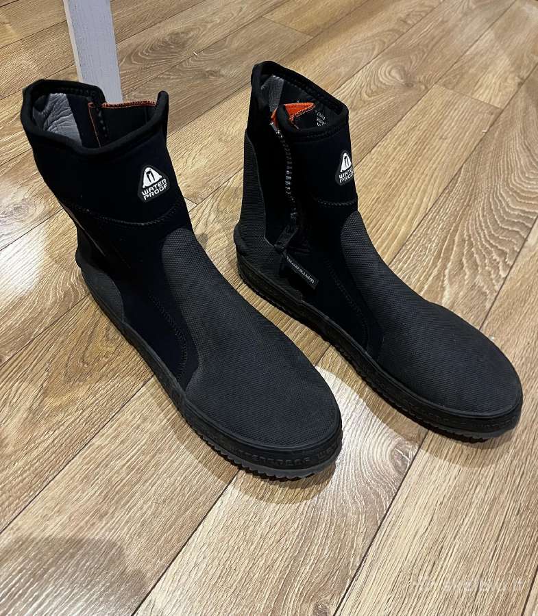 Mažai naudotas 5mm hidrokostiumas ir nardymo batai - nuotraukos Nr. 8