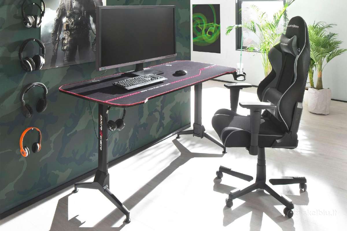 „Dx Racer“ žaidimų stalas