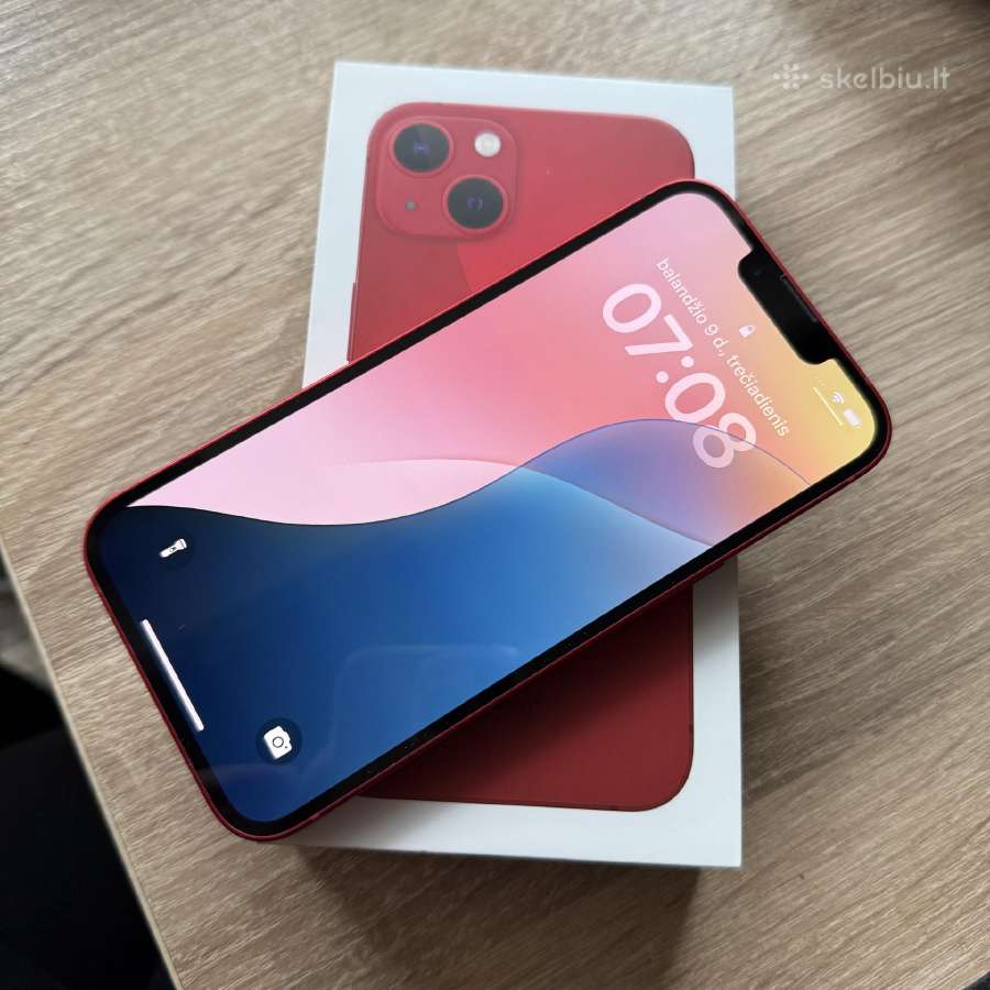 iPhone 13