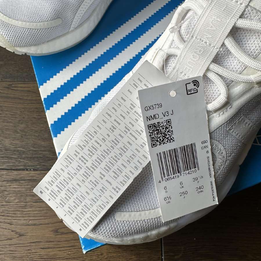 Nauji Adidas Kedai - nuotraukos Nr. 11