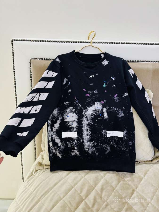 Off white bliuzonas