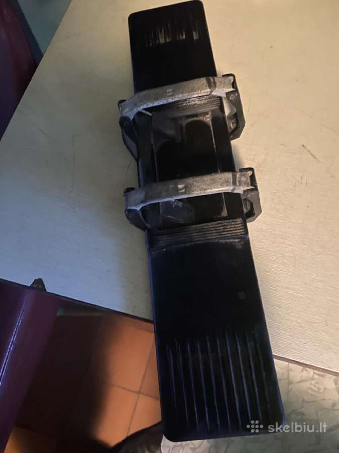 Tarybinio automobilio veidrodelis salono