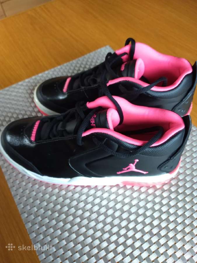 Originalūs Jordan Ys ir New Balance 501 - nuotraukos Nr. 2