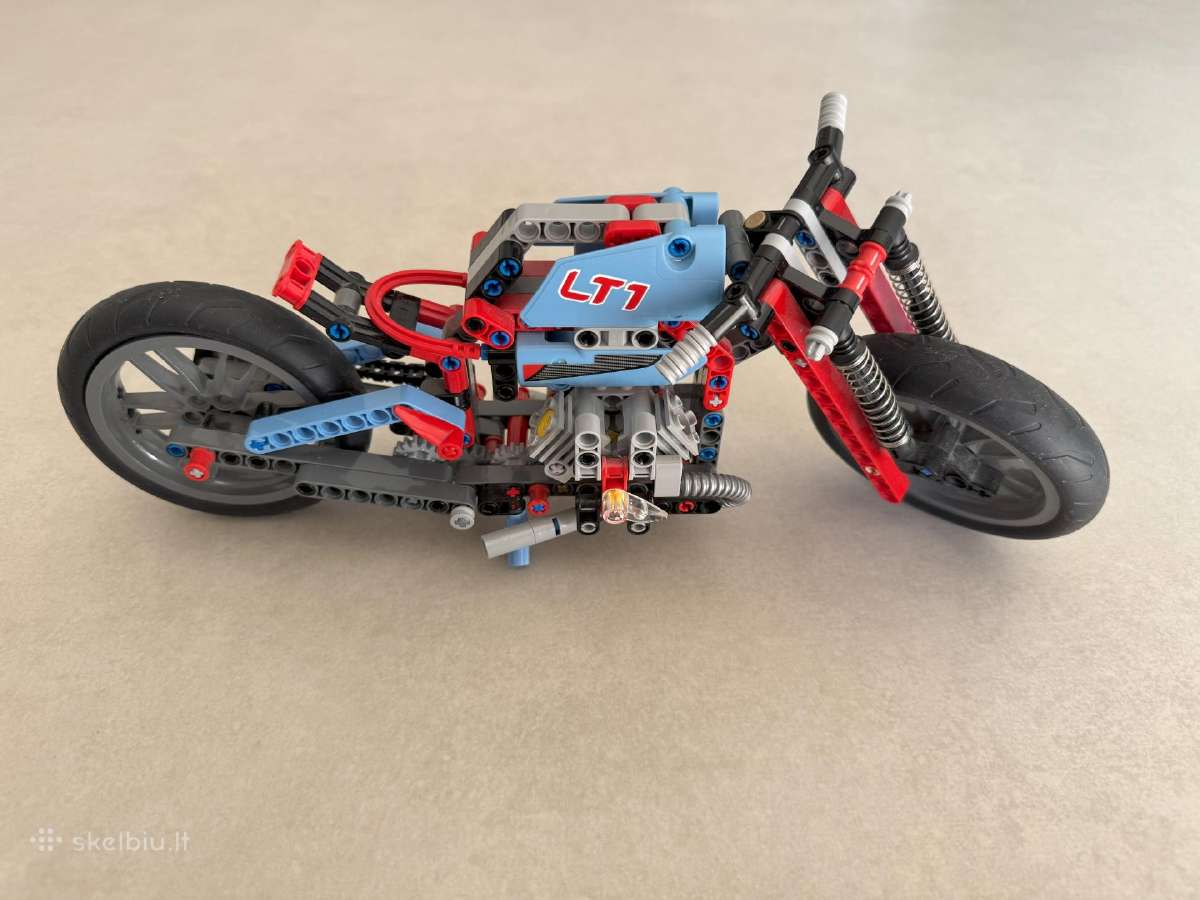 Lego Technic: Gatvinis Motociklas 42036 - nuotraukos Nr. 2