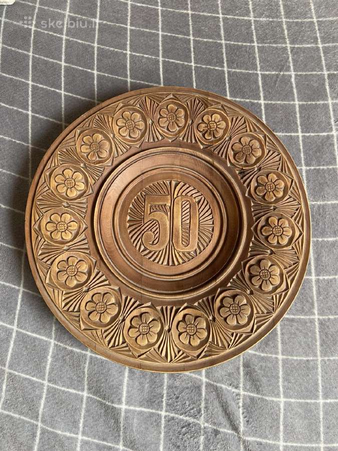 Medinė raižyta lėkštė - 50 metų