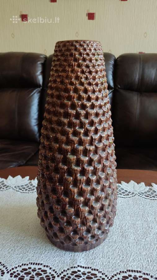 Aukšta vaza