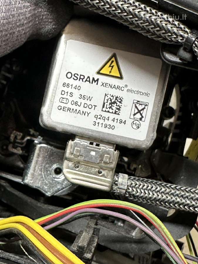 Volvo v50 lempos - nuotraukos Nr. 5