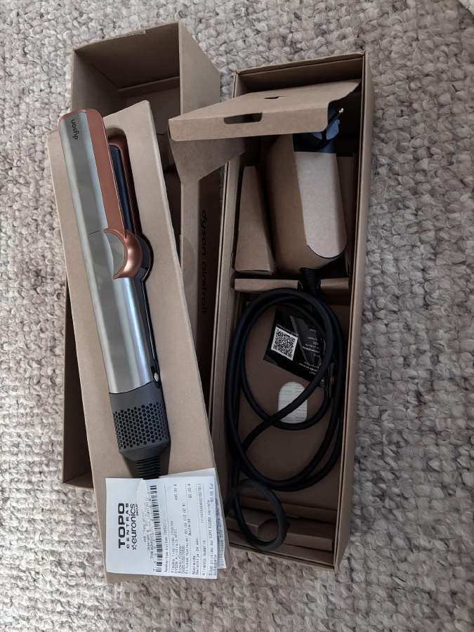 Dyson - USVINTE Dyson Airwrap i.d.™“ daugiafunkcinis plaukų formavimo