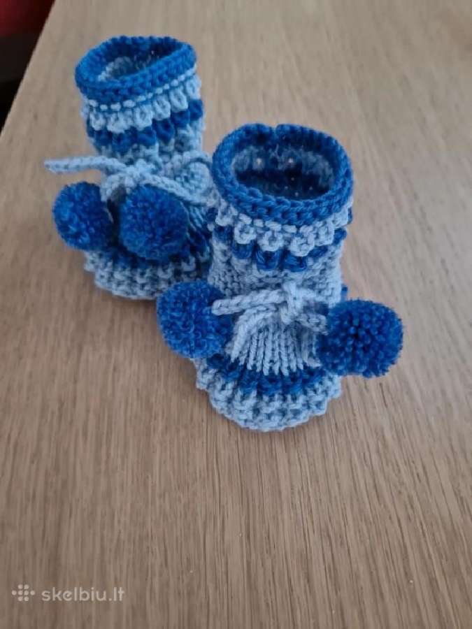 Tapukai (kojinytės) naujagimiui rankų darbo