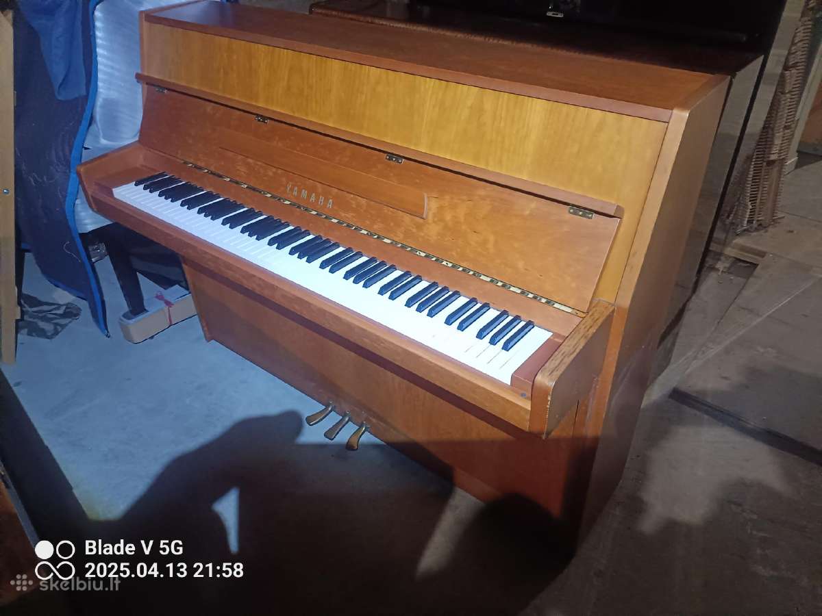 Meistras parduoda pianiną Yamaha - nuotraukos Nr. 2