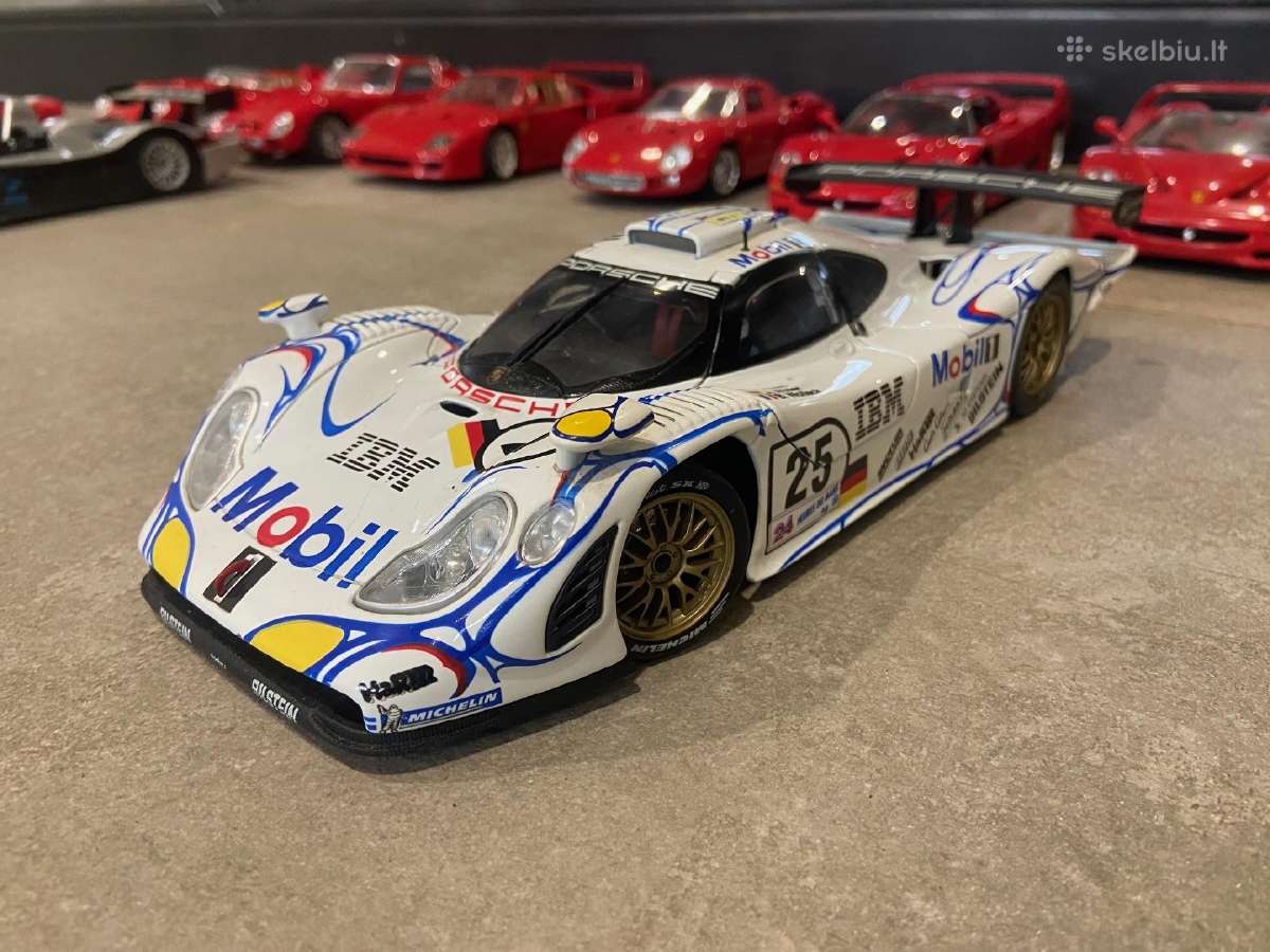 1:18 modeliukai Bmw Ferrari Lamborghini Porsche - nuotraukos Nr. 17