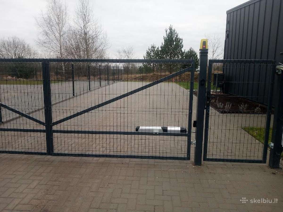 Stumdomi, varstomi kiemo vartai, automatika - nuotraukos Nr. 19