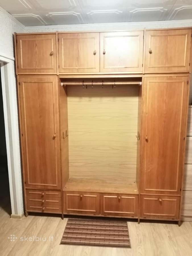 Vintaž. prieškambario spinta