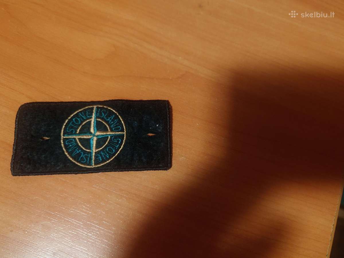 Antsiuvas Stone island.