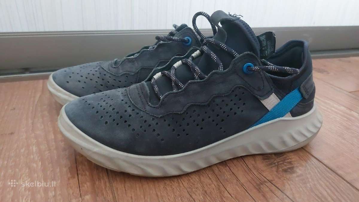 Ecco batai 37