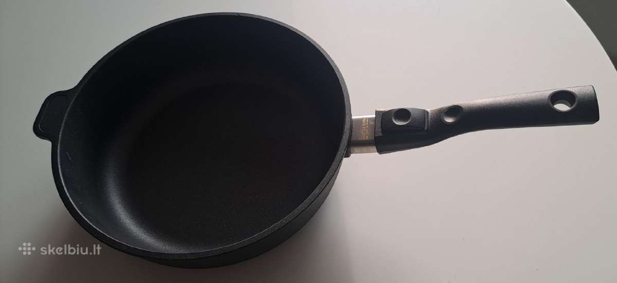 Kokybiška,nauja keptuvė 24cm/28cm