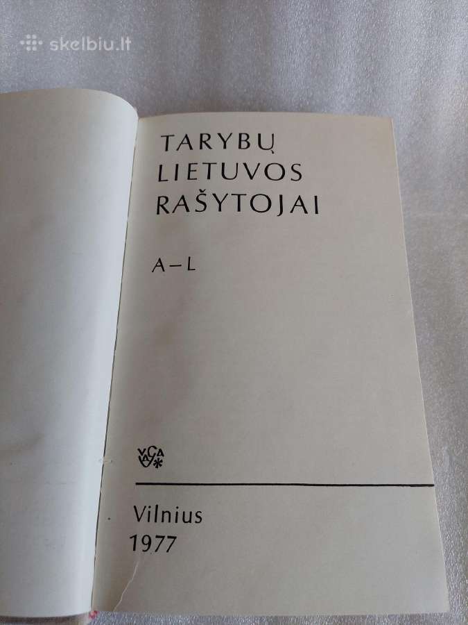 Tarybų Lietuvos rašytojai - nuotraukos Nr. 2