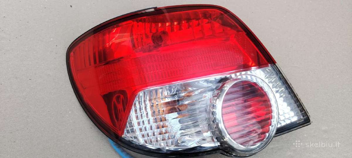 Subaru Impreza lempos žibintai - nuotraukos Nr. 8