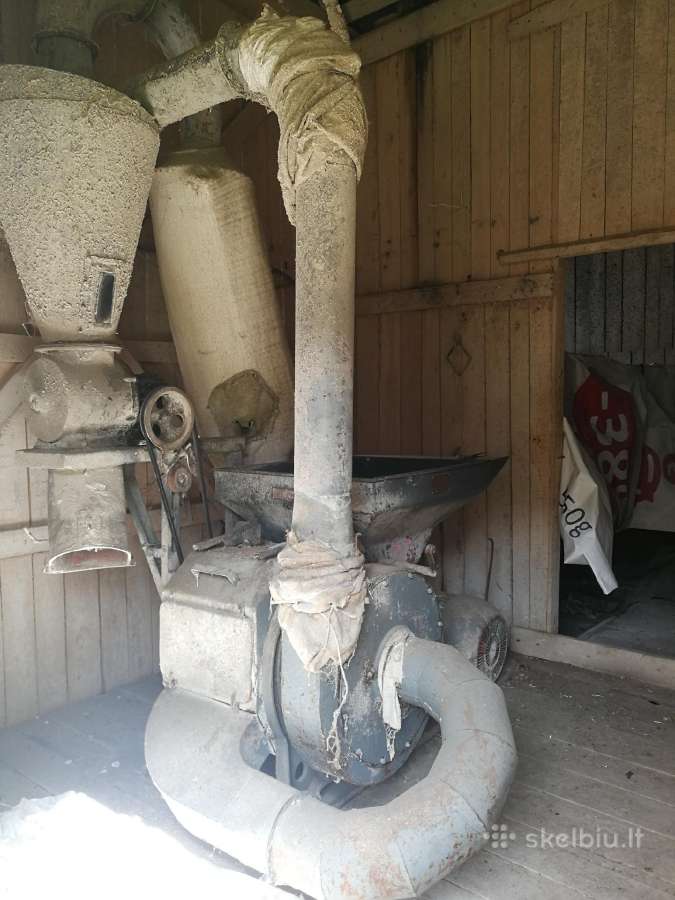 Veikianti malūno įranga