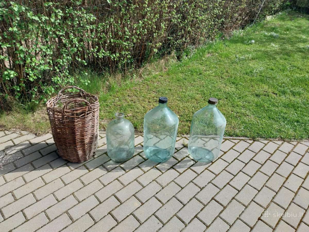 Parduodamas stiklinis indas(tinkamas vyno gamybai)