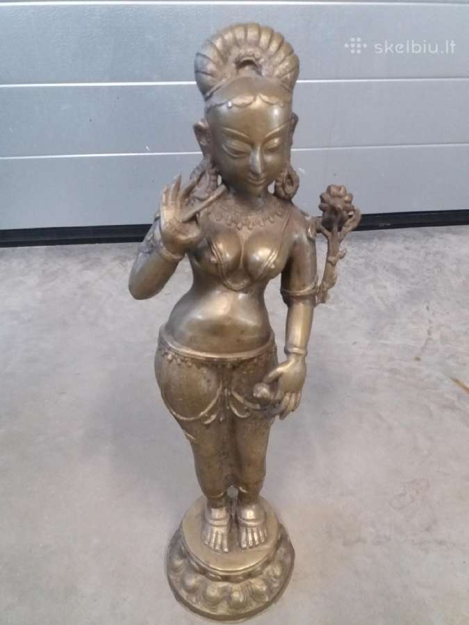 Statulele bronzine