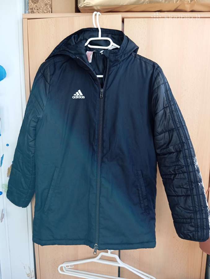 Parduodam dar gan geros bukles adidas striuke