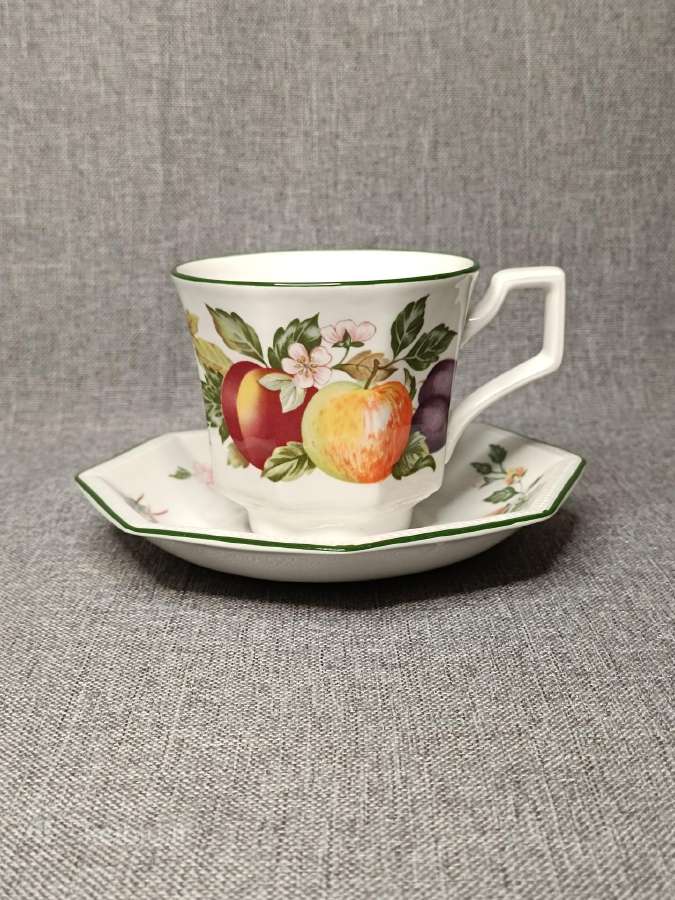 Johnson Brothers indai serijos "Fresh Fruit"